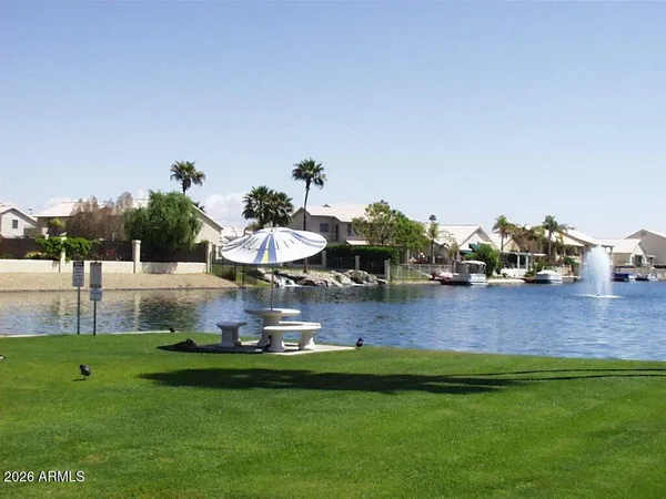 $2,250 | 9054 West Custer Lane, Peoria, AZ 85381