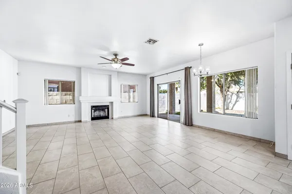 $2,250 | 9054 West Custer Lane, Peoria, AZ 85381