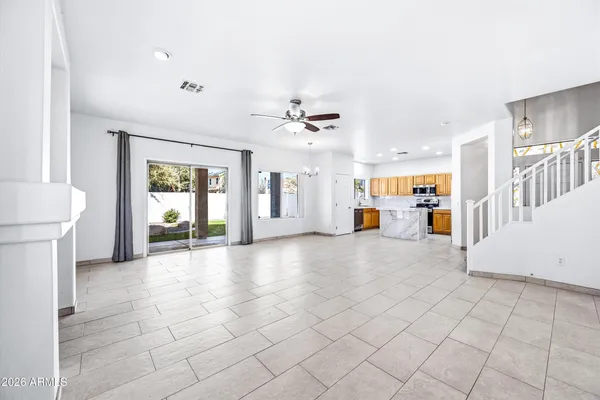 $2,250 | 9054 West Custer Lane, Peoria, AZ 85381