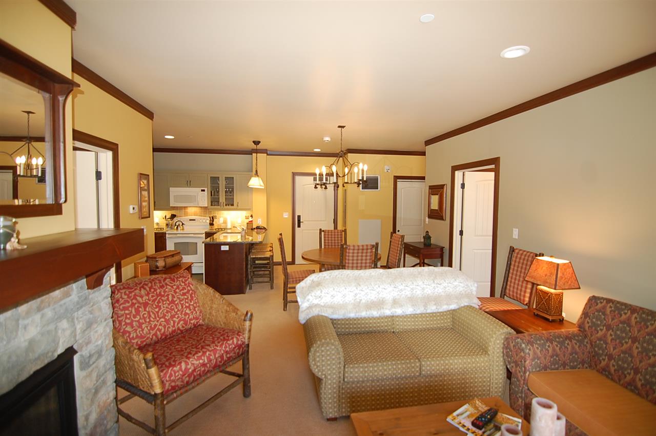 43 Middle Ridge Road, Unit 317 South Londonderry, VT 05155 - Photo 3 of 8