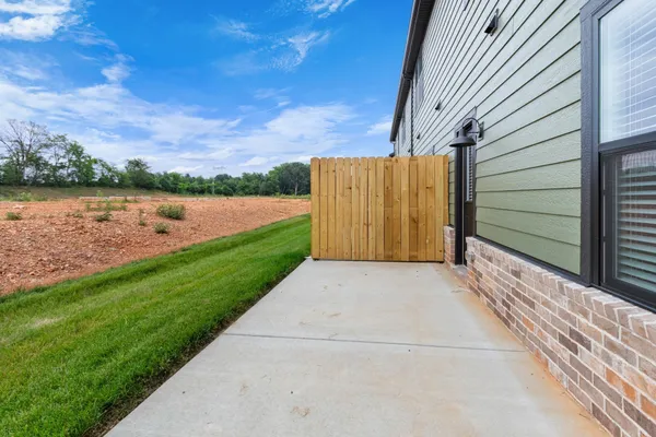 $1,595 | 307 Jonathan Wade Circle, Clarksville, TN 37043