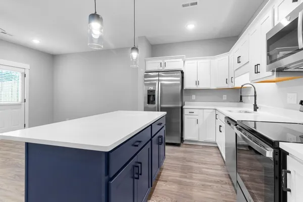 $1,595 | 307 Jonathan Wade Circle, Clarksville, TN 37043