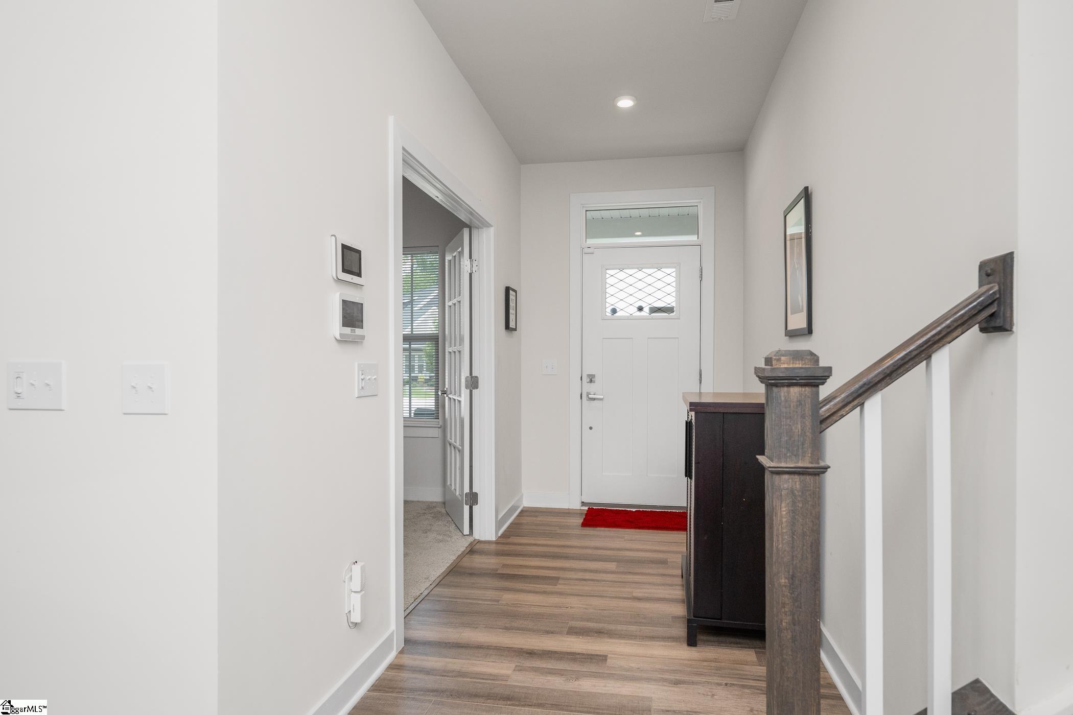 9 Inoko Place Greenville, SC 29607 - Photo 3 of 34