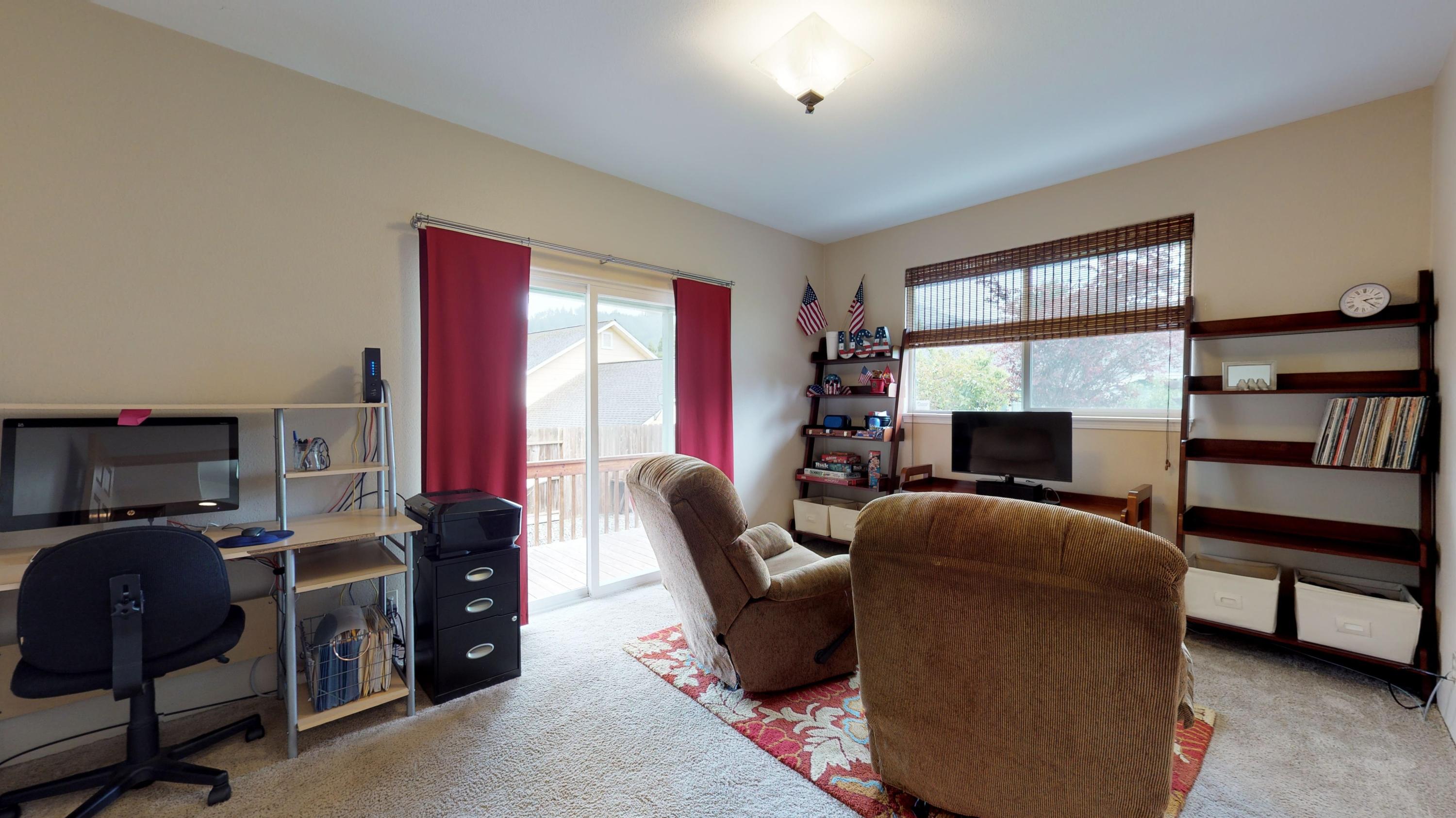 157 Grayland Heights Road Rio Dell, CA 95562 - Photo 7 of 29
