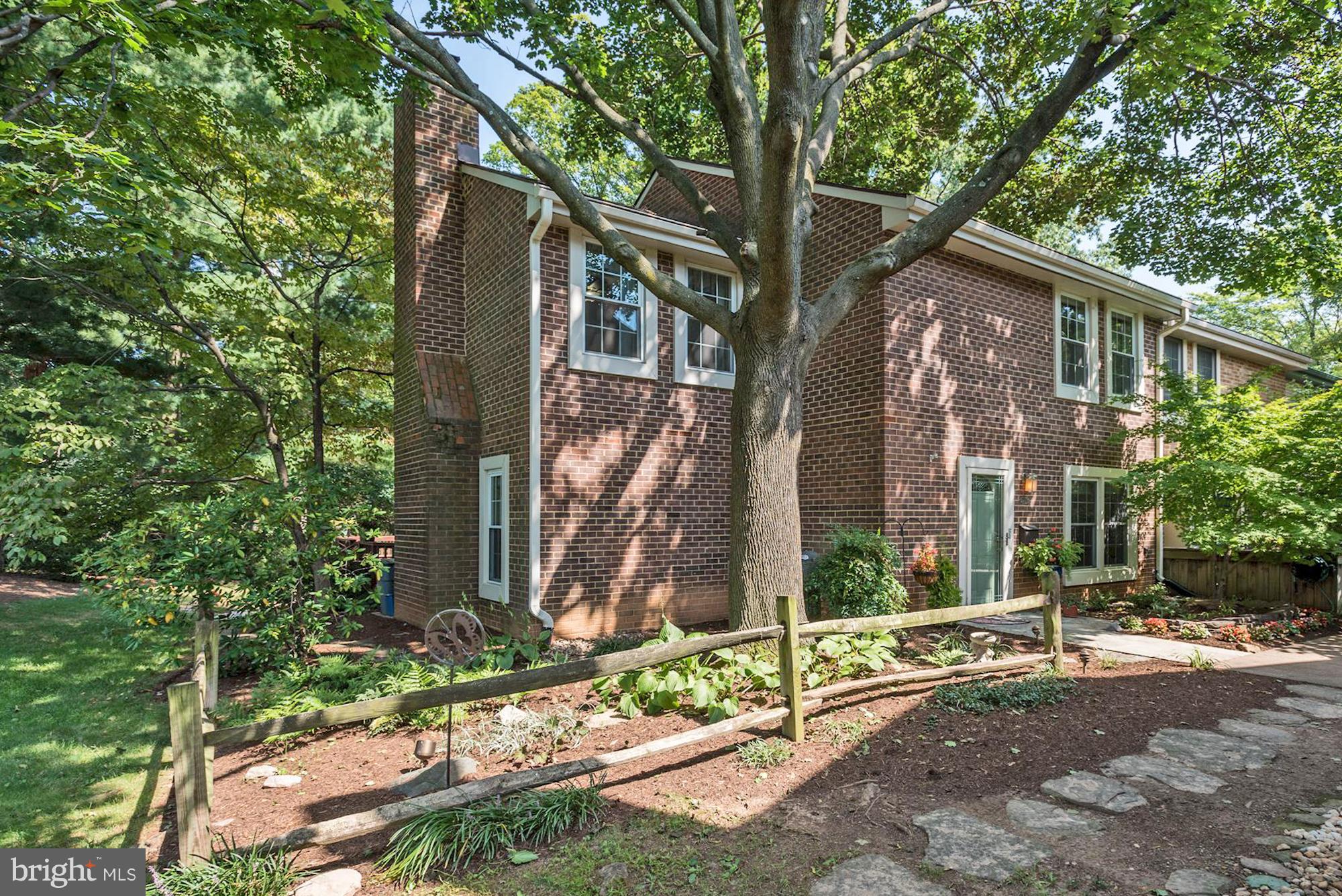 2206 Golf Course Drive Reston, VA 20191 - Photo 1 of 30 Exterior (Front)