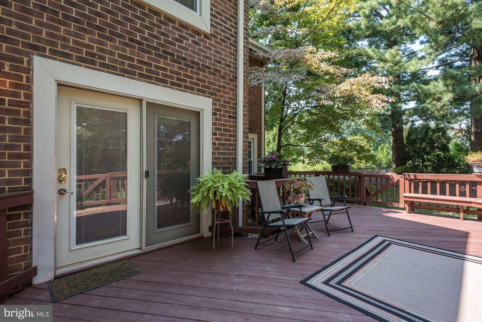 2206 Golf Course Drive Reston, VA 20191 - Photo 24 of 30 Exterior (Rear)