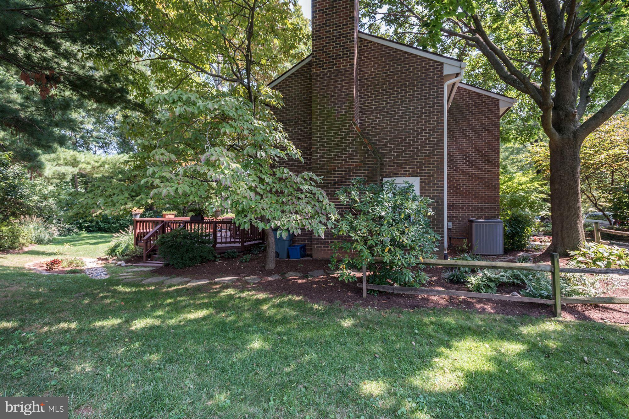 2206 Golf Course Drive Reston, VA 20191 - Photo 27 of 30 Exterior (Rear)