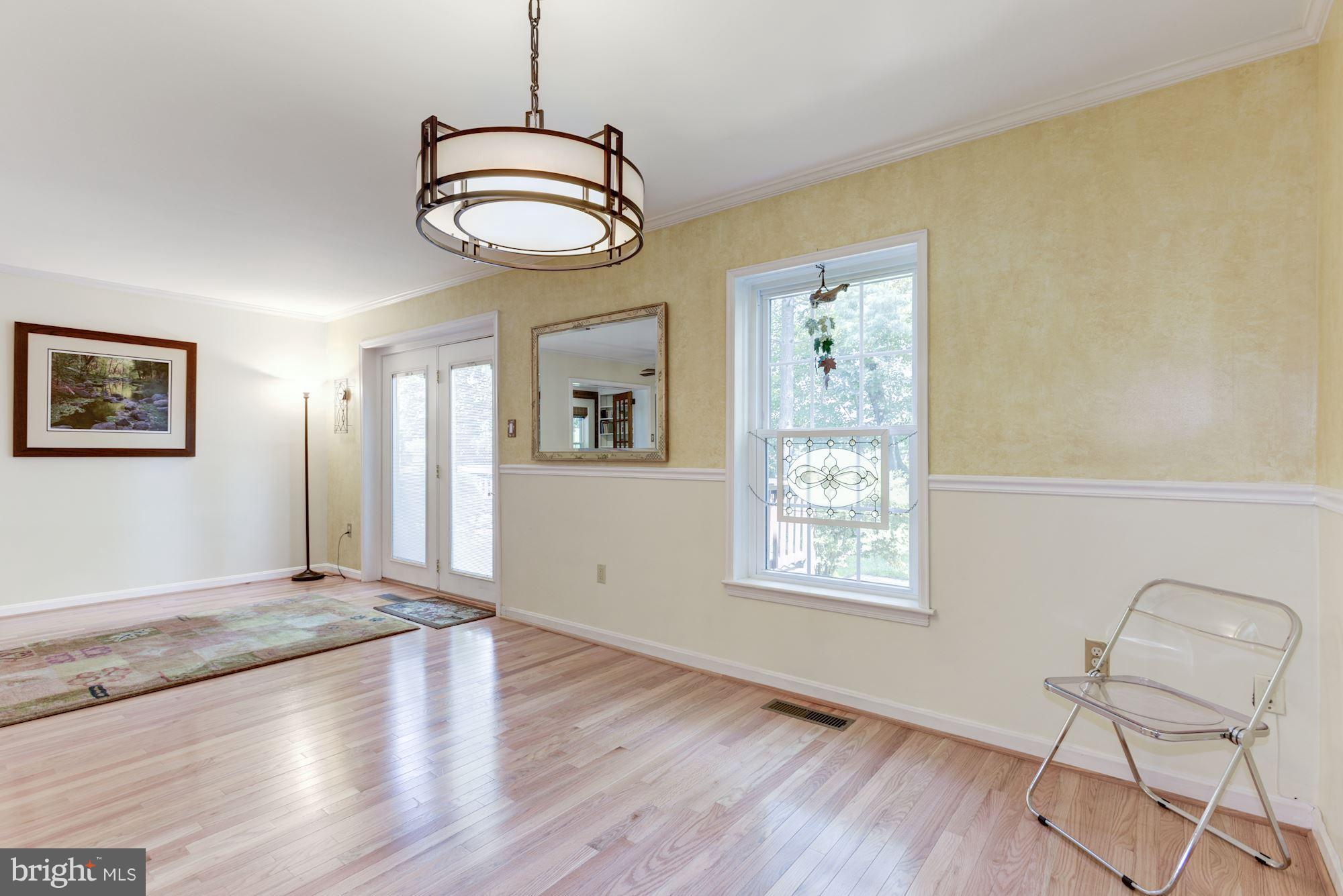 2206 Golf Course Drive Reston, VA 20191 - Photo 6 of 30 Dining Room