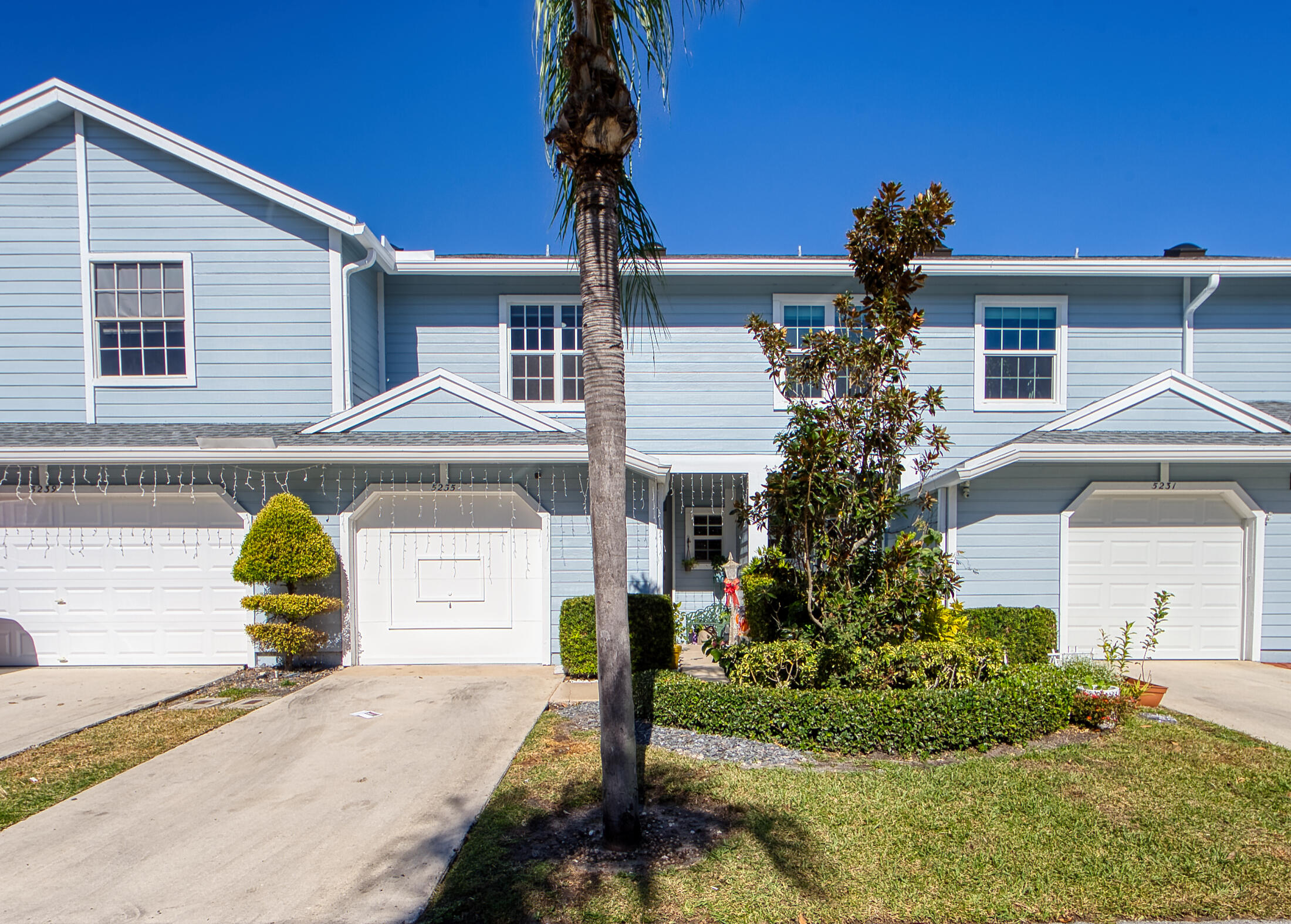 5235 Sapphire Valley Boca Raton, FL 33431 - Photo 31 of 32 1DX_0943_hdr (1)