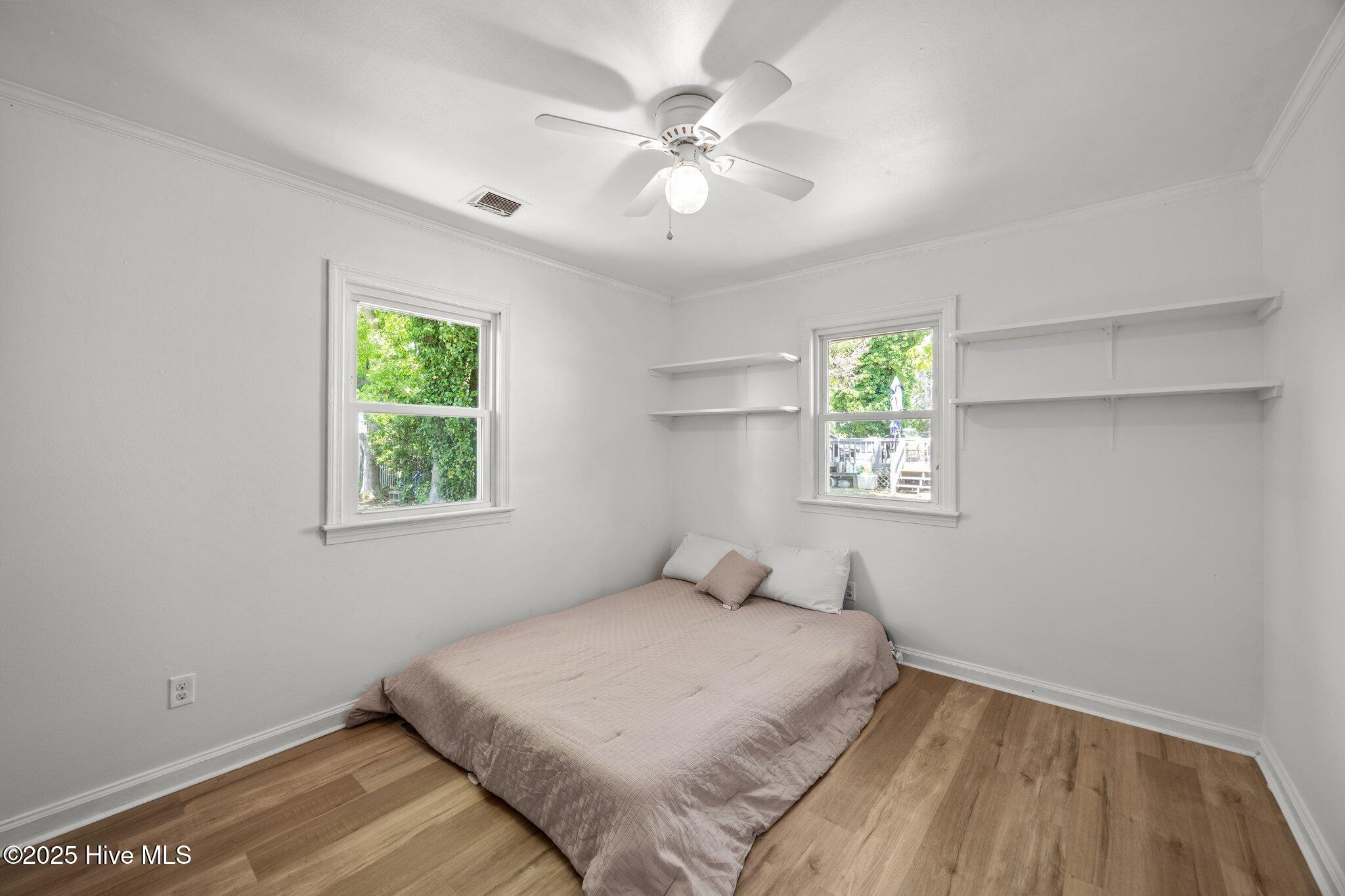 116 Jackson Street Washington, NC 27889 - Photo 3 of 15 boys room jackson st