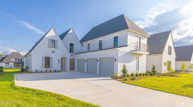 $749,000 | 464 Whittington Circle, Madison, MS 39110