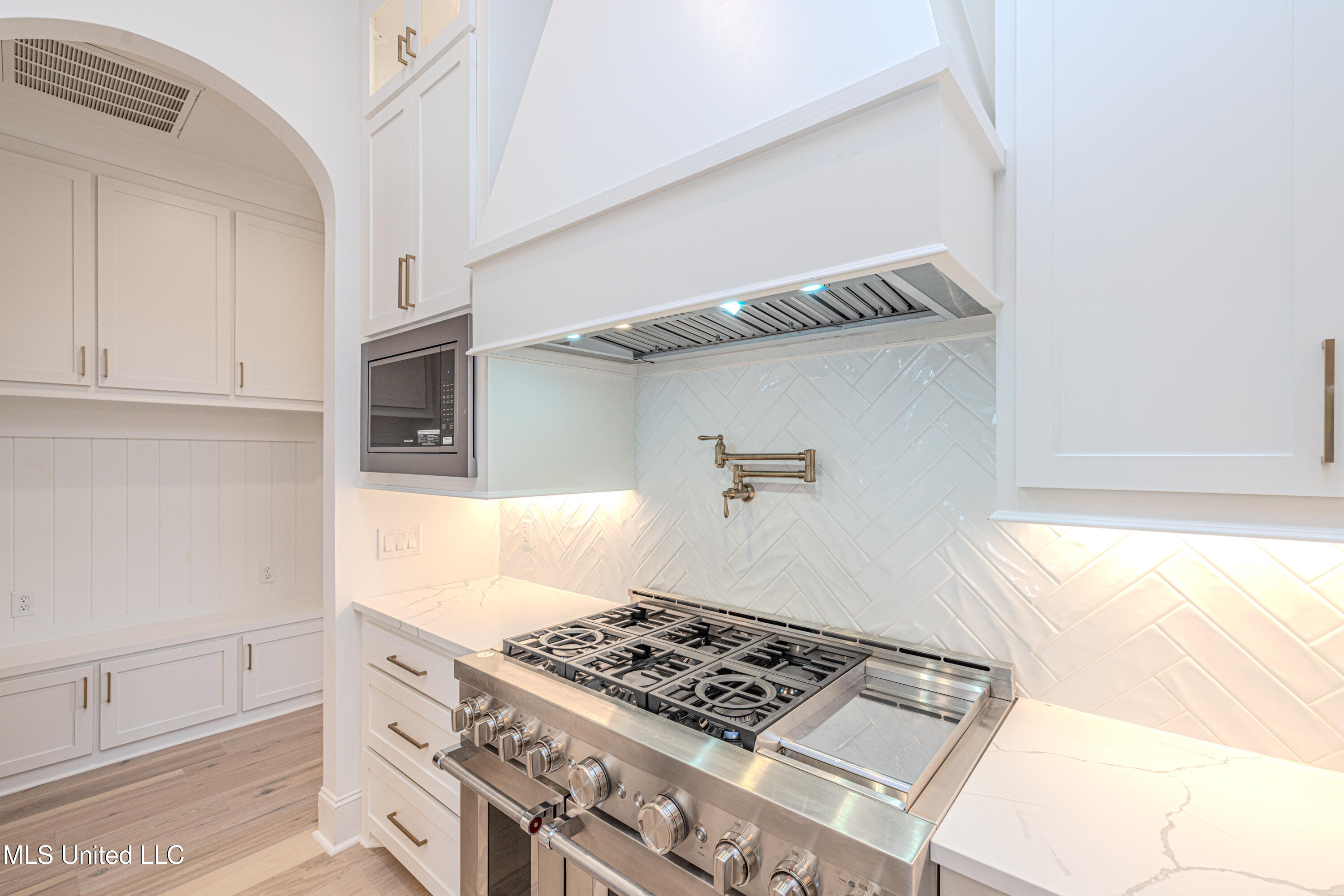 464 Whittington Circle Madison, MS 39110 - Photo 22 of 63 1R4A2404