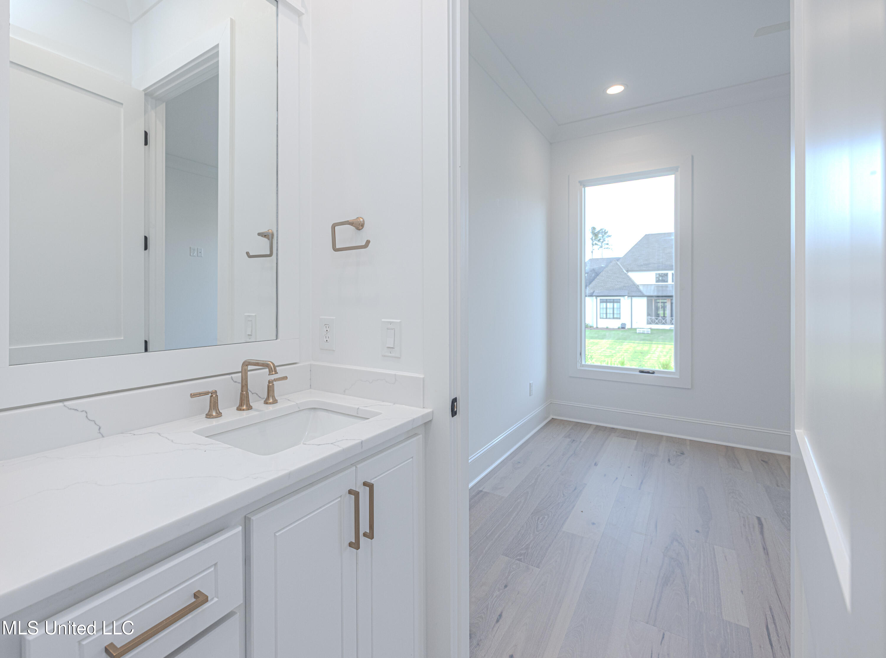 464 Whittington Circle Madison, MS 39110 - Photo 48 of 63 1R4A2434