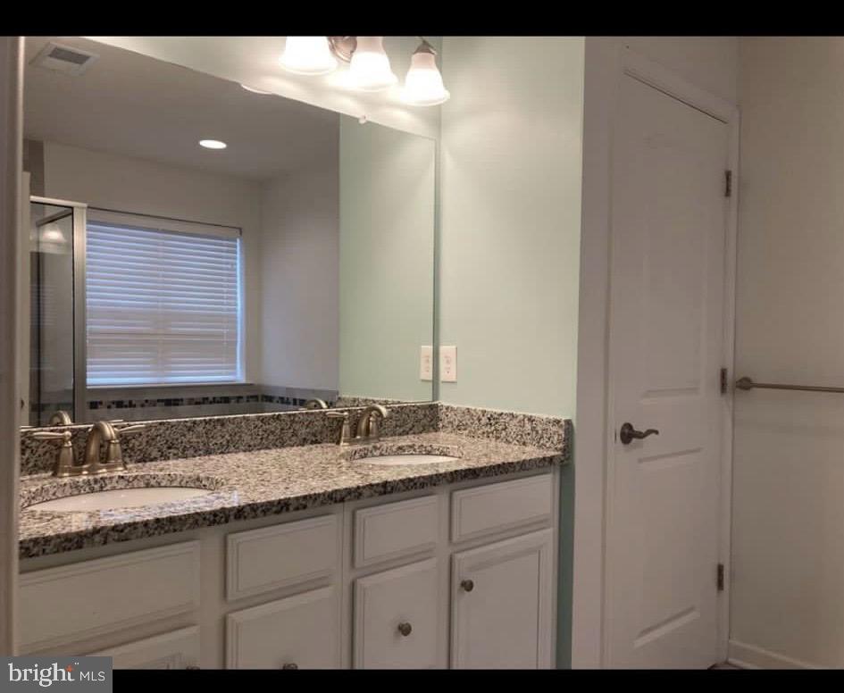 172 Jenny Drive Bear, DE 19701 - Photo 8 of 15