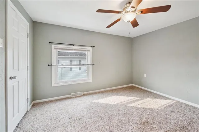 a view of empty room with window