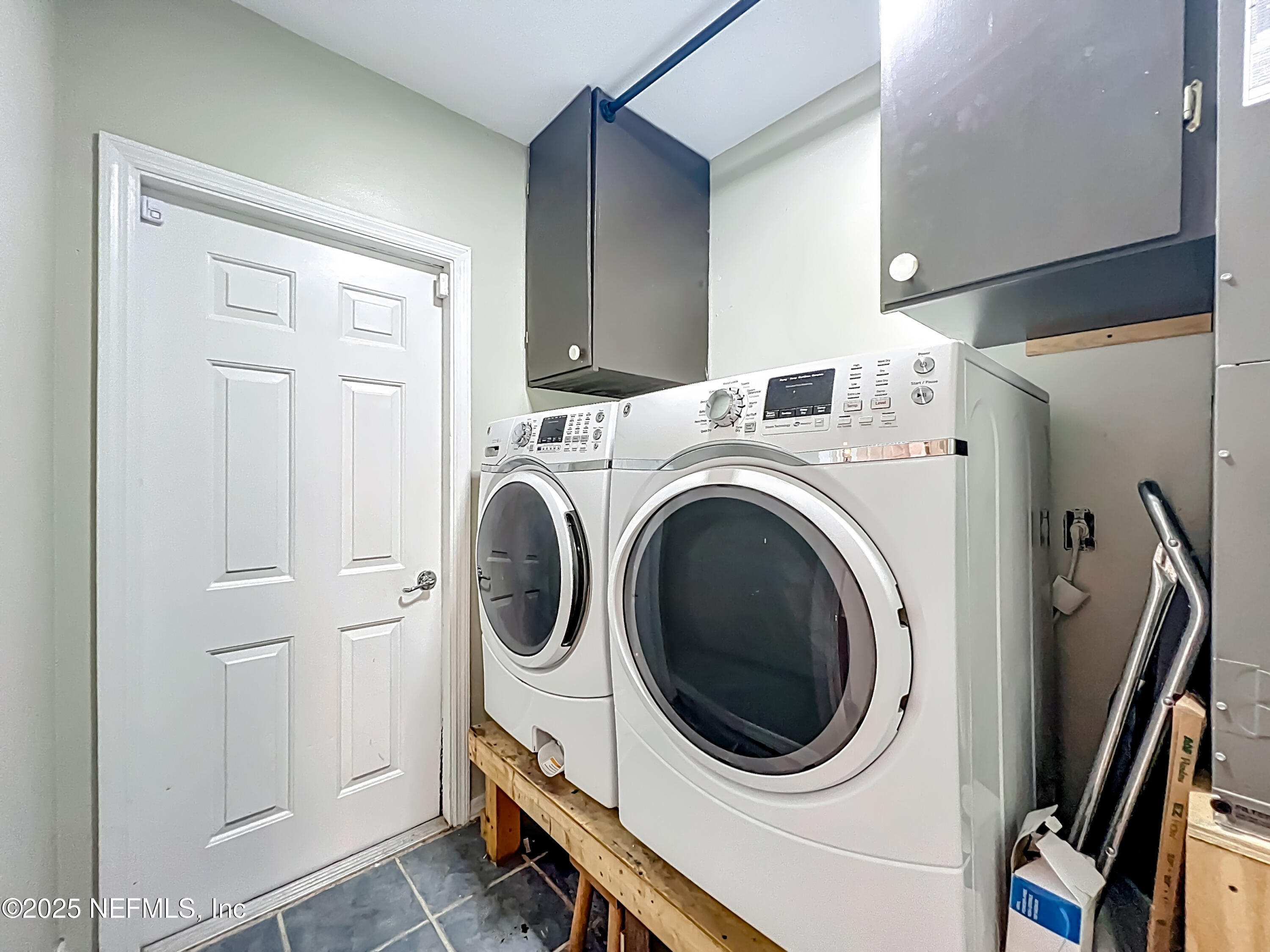 3061 South Franklin Terrace Inverness, FL 34450 - Photo 43 of 65 a utility room with dryer and washer