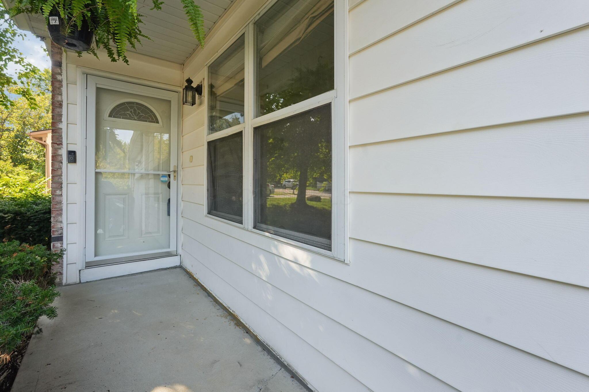 242 Devon Road Delaware, OH 43015 - Photo 5 of 34 5-web-or-mls-242-devon-rd