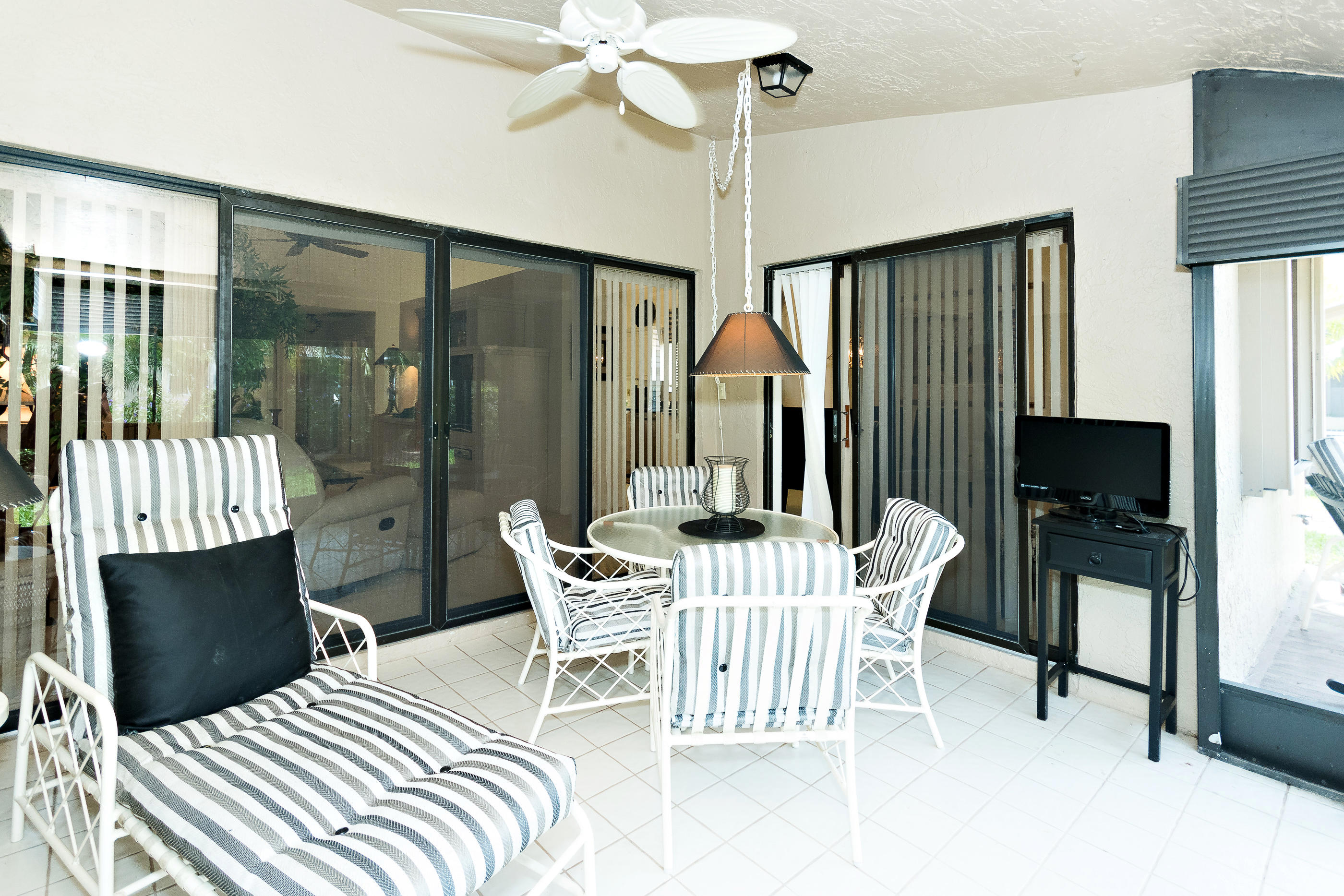 23465 Water Circle Boca Raton, FL 33486 - Photo 25 of 42 Patio