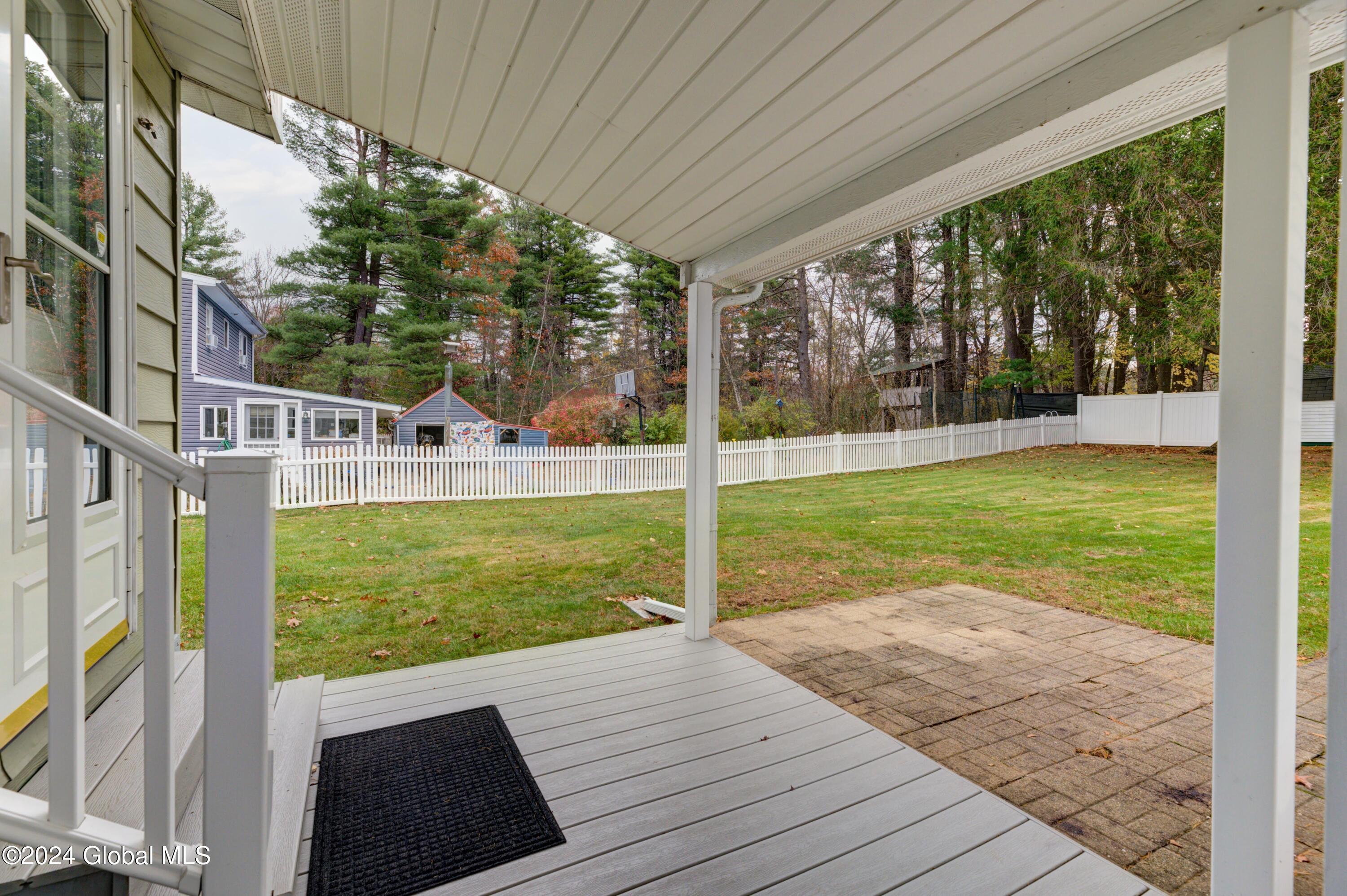 95 Lisha Kill Road Colonie, NY 12205 - Photo 33 of 40 95 Lisha Kill-28