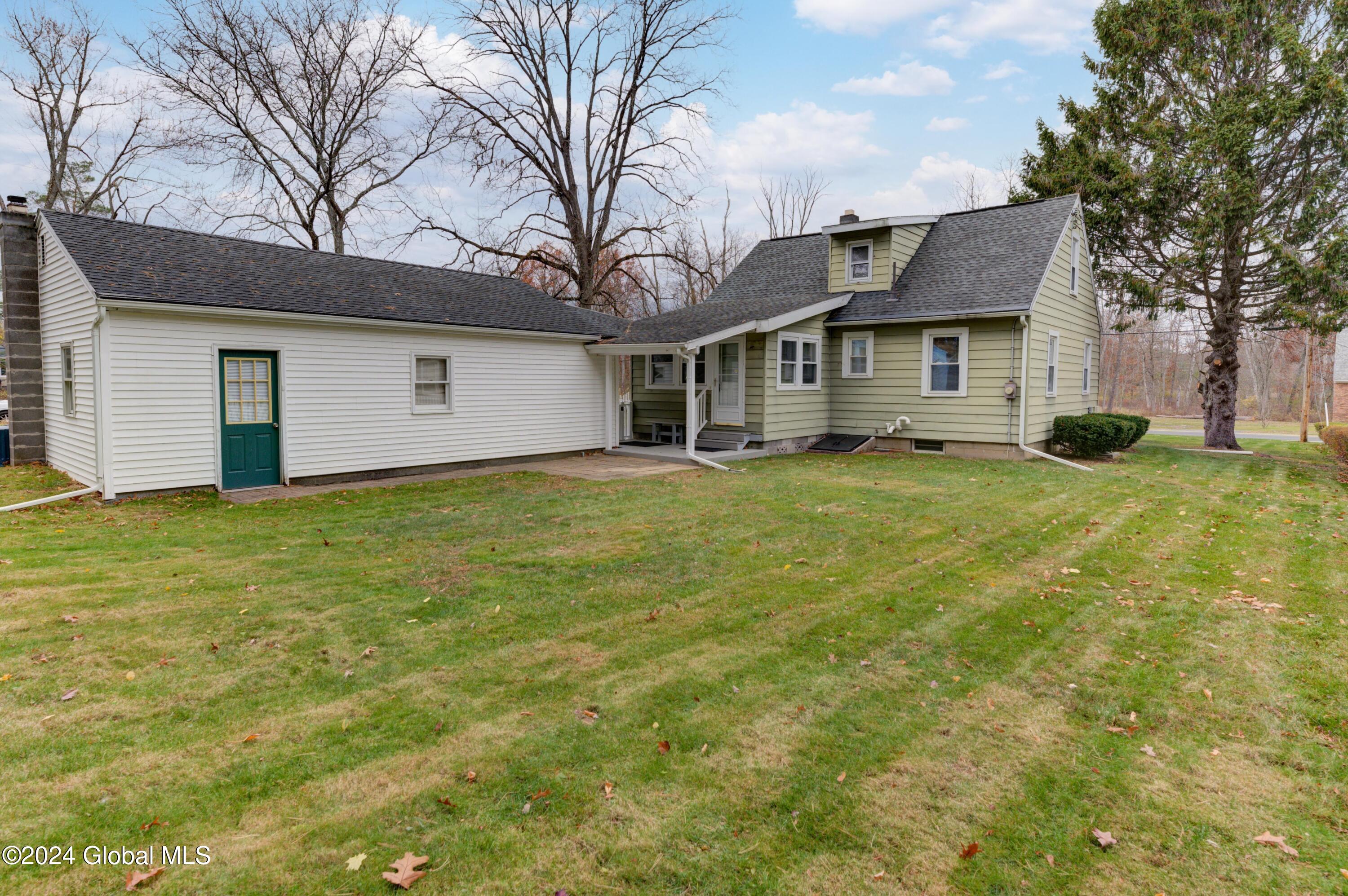 95 Lisha Kill Road Colonie, NY 12205 - Photo 38 of 40 95 Lisha Kill-33