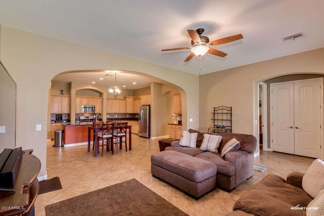 18244 West Onyx Avenue Waddell, AZ 85355 - Photo 11 of 47 11-Oniyx