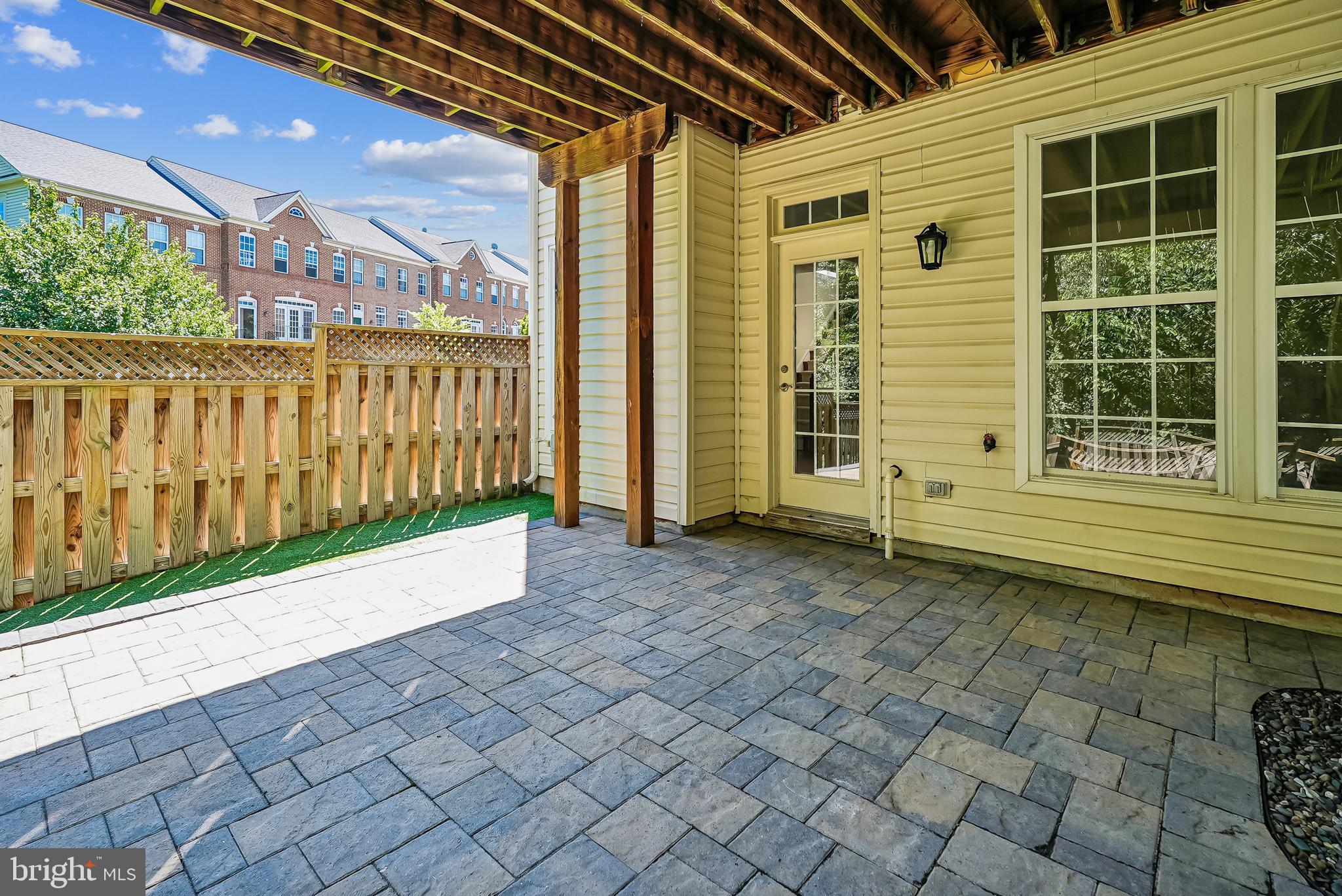 41935 Cinnabar Square Aldie, VA 20105 - Photo 36 of 39 Patio