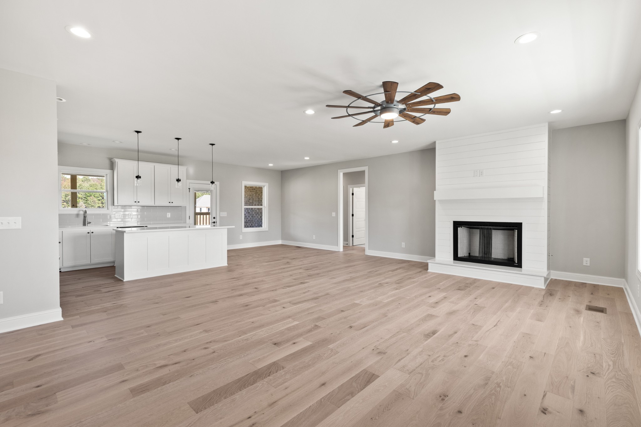 155 South Ray Road Portland, TN 37148 - Photo 5 of 42