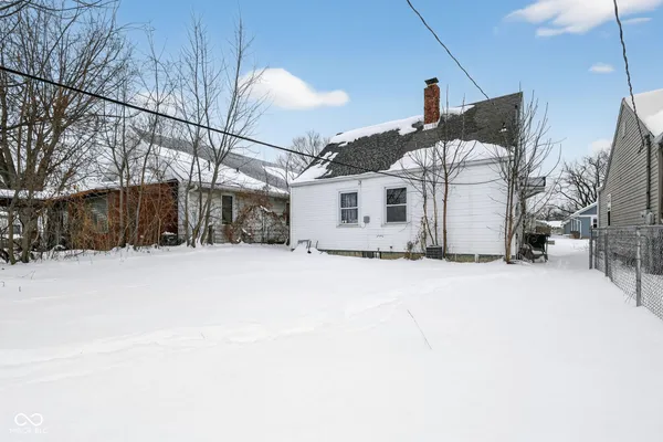 $59,900 | 2233 West 8th Street, Muncie, IN 47302