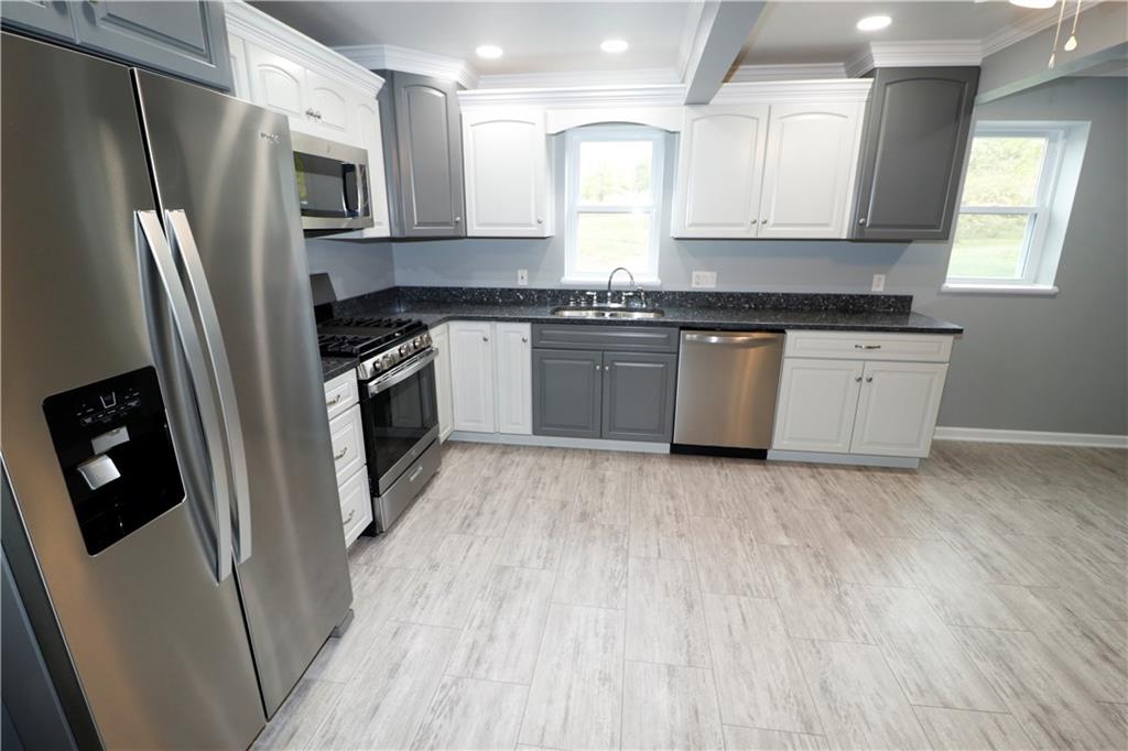 5106 Watters Road Lower Burrell, PA 15068 - Photo 6 of 24 Gallery Image 6