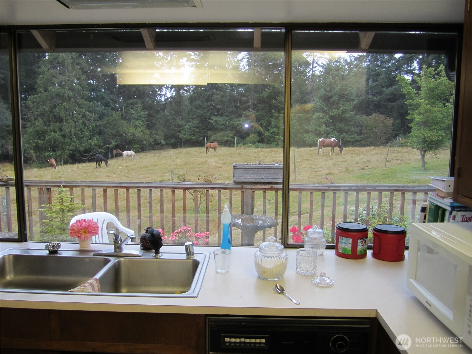 6255 Turkey Hill Road Clinton, WA 98236 - Photo 20 of 36