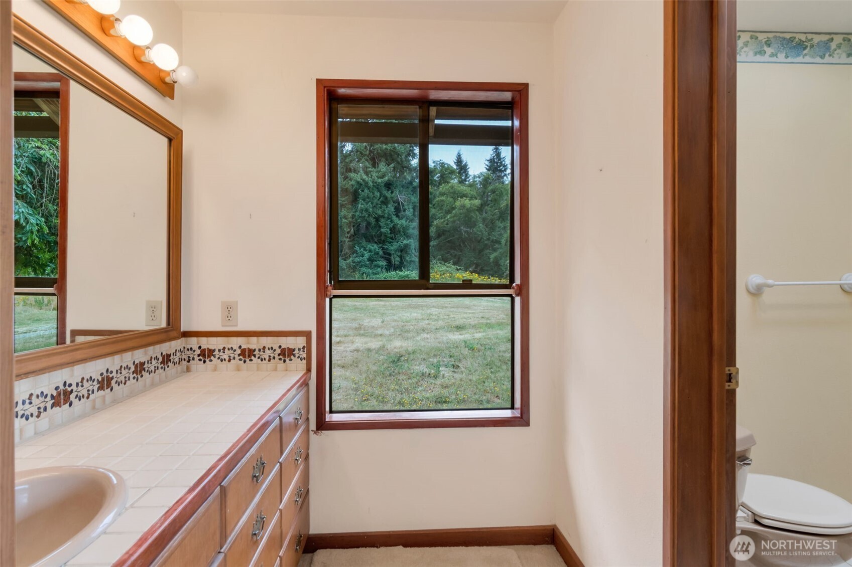 6255 Turkey Hill Road Clinton, WA 98236 - Photo 29 of 36