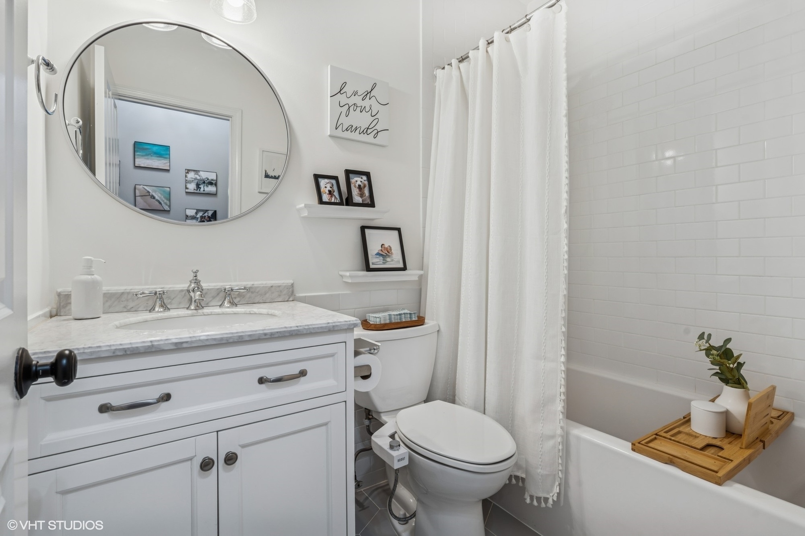 301 West Goethe Street, Unit 302 Chicago, IL 60610 - Photo 14 of 16