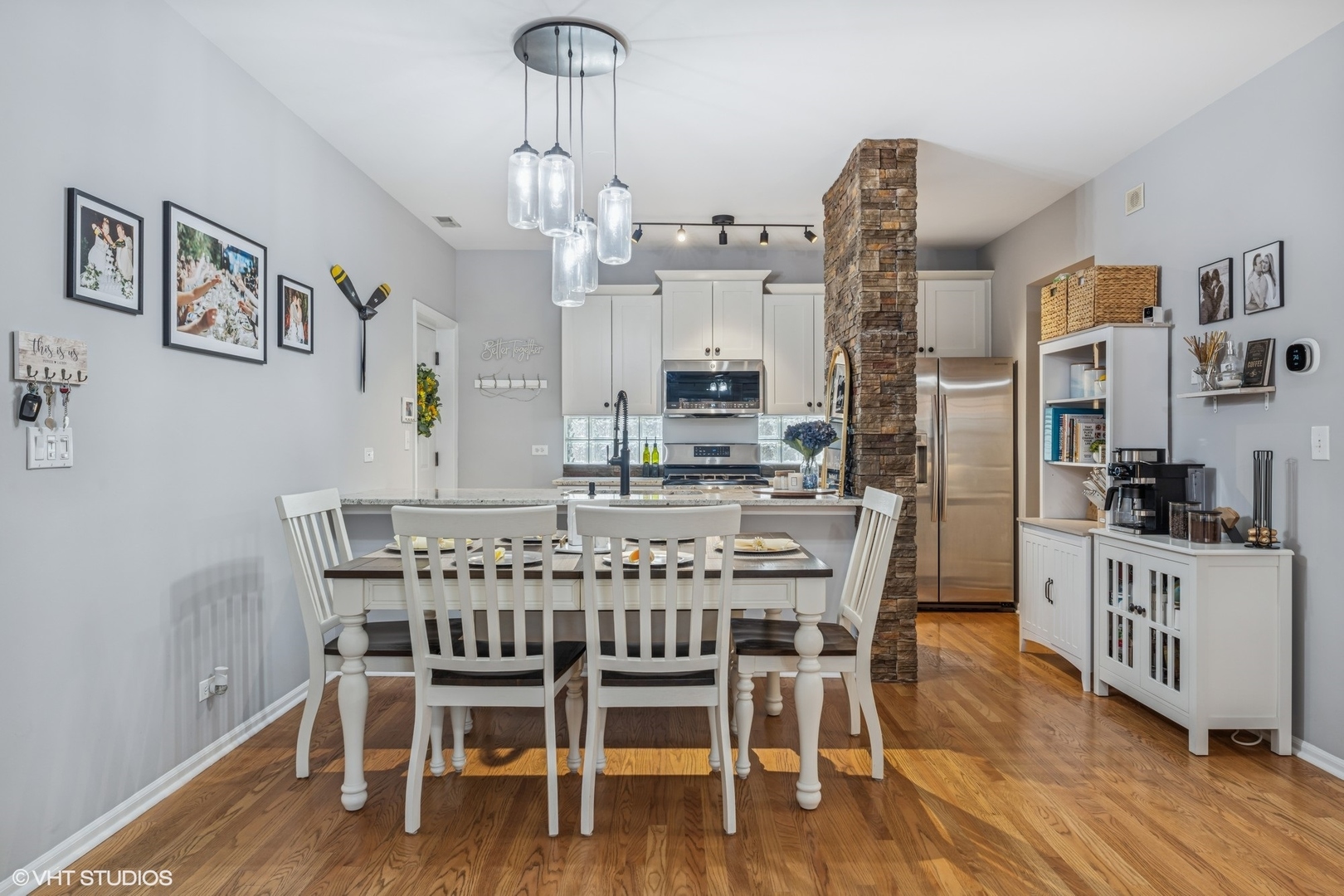 301 West Goethe Street, Unit 302 Chicago, IL 60610 - Photo 8 of 16