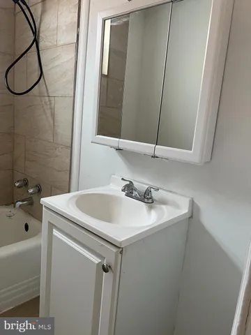 $1,300 | 1315 West Porter Street, Philadelphia, PA 19148