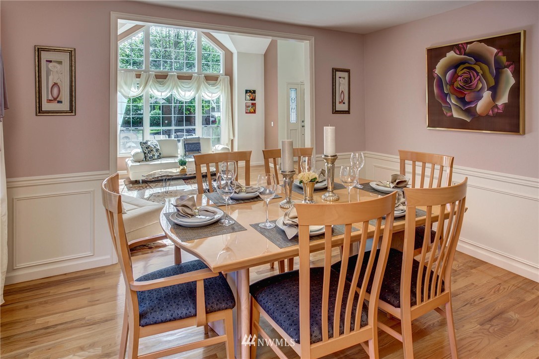 15221 92nd Place Northeast Bothell, WA 98011 - Photo 4 of 25 Gallery Image 4