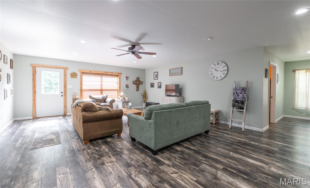 161 Cobblestone Road Steelville, MO 65565 - Photo 16 of 45