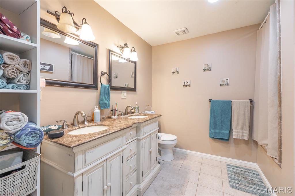 161 Cobblestone Road Steelville, MO 65565 - Photo 32 of 45