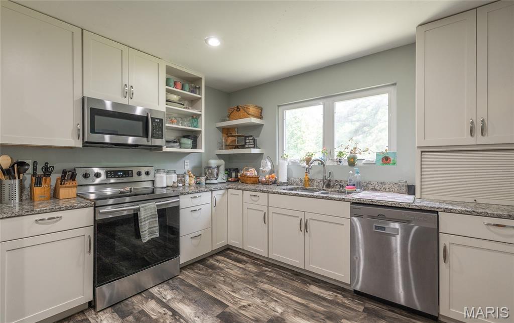 161 Cobblestone Road Steelville, MO 65565 - Photo 4 of 45