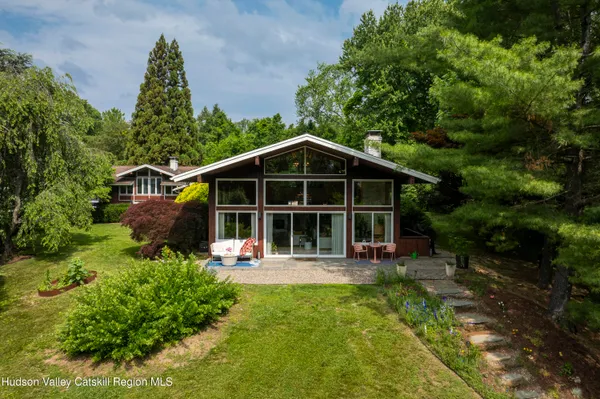 $875,000 | 24 James Street, Marlboro, NY 12542