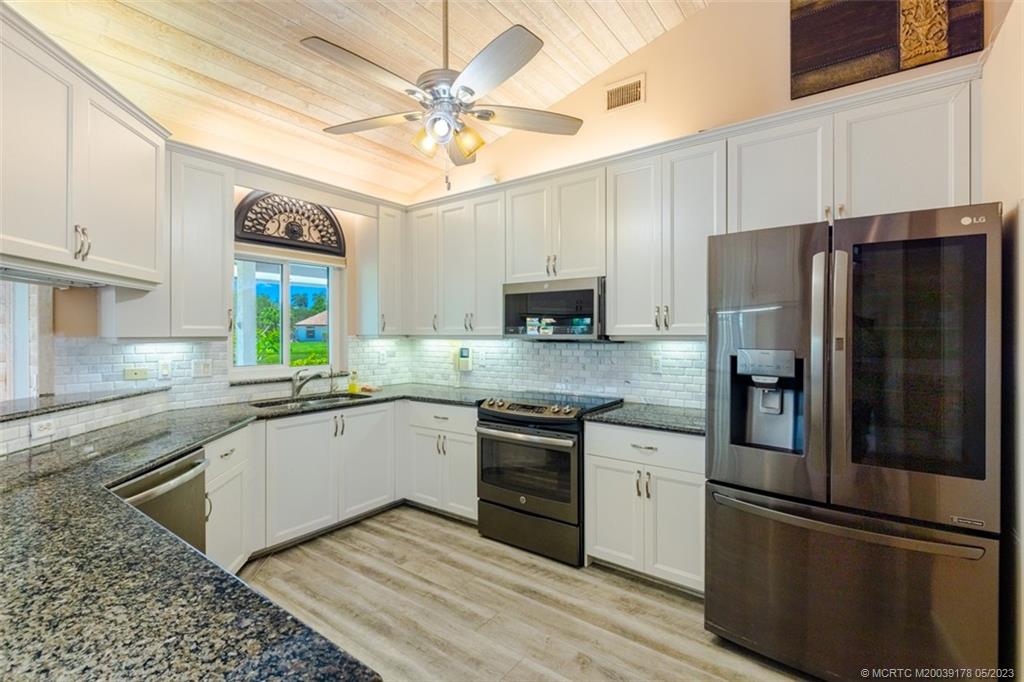 2642 Northwest S Shore Road Stuart, FL 34994 - Photo 11 of 40 Gallery Image 11