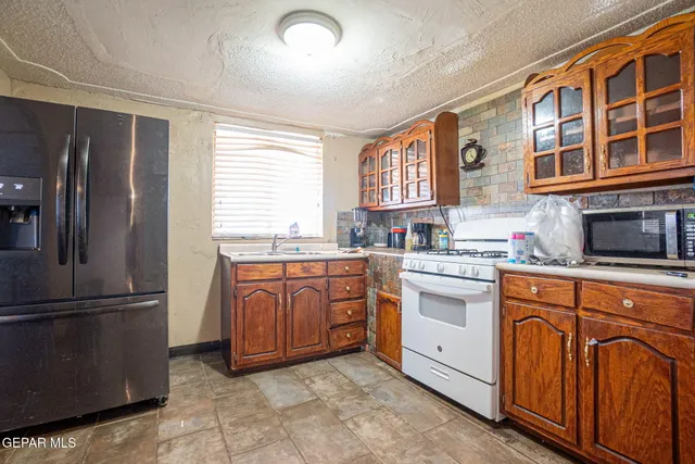 $265,000 | 1360 Aleli Road, San Elizario, TX 79849