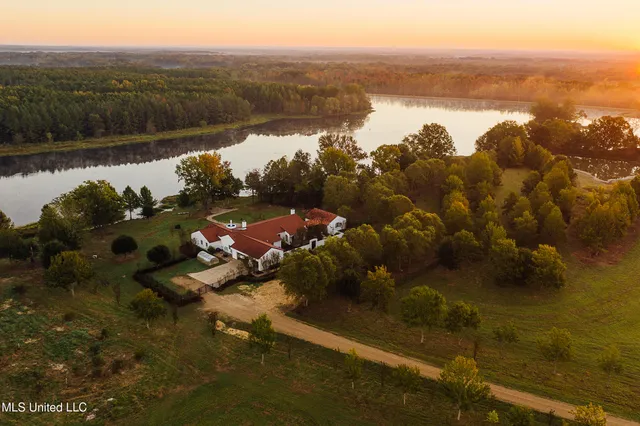$4,995,000 | 11657 Vaughan Road, Vaughan, MS 39179