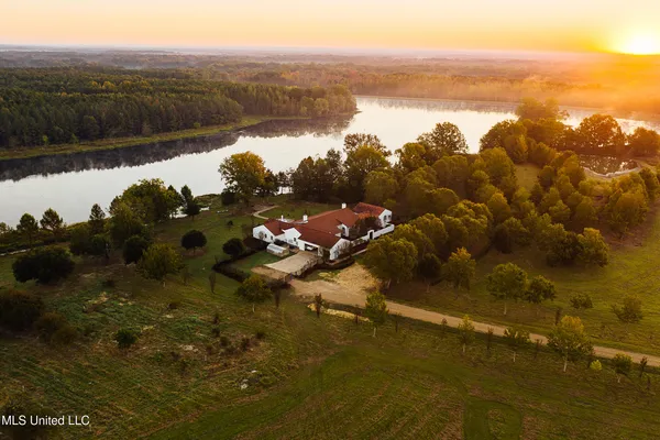 $4,995,000 | 11657 Vaughan Road, Vaughan, MS 39179