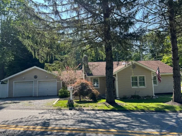 $2,200 | 36 Wawayanda Road, Vernon, NJ 07422