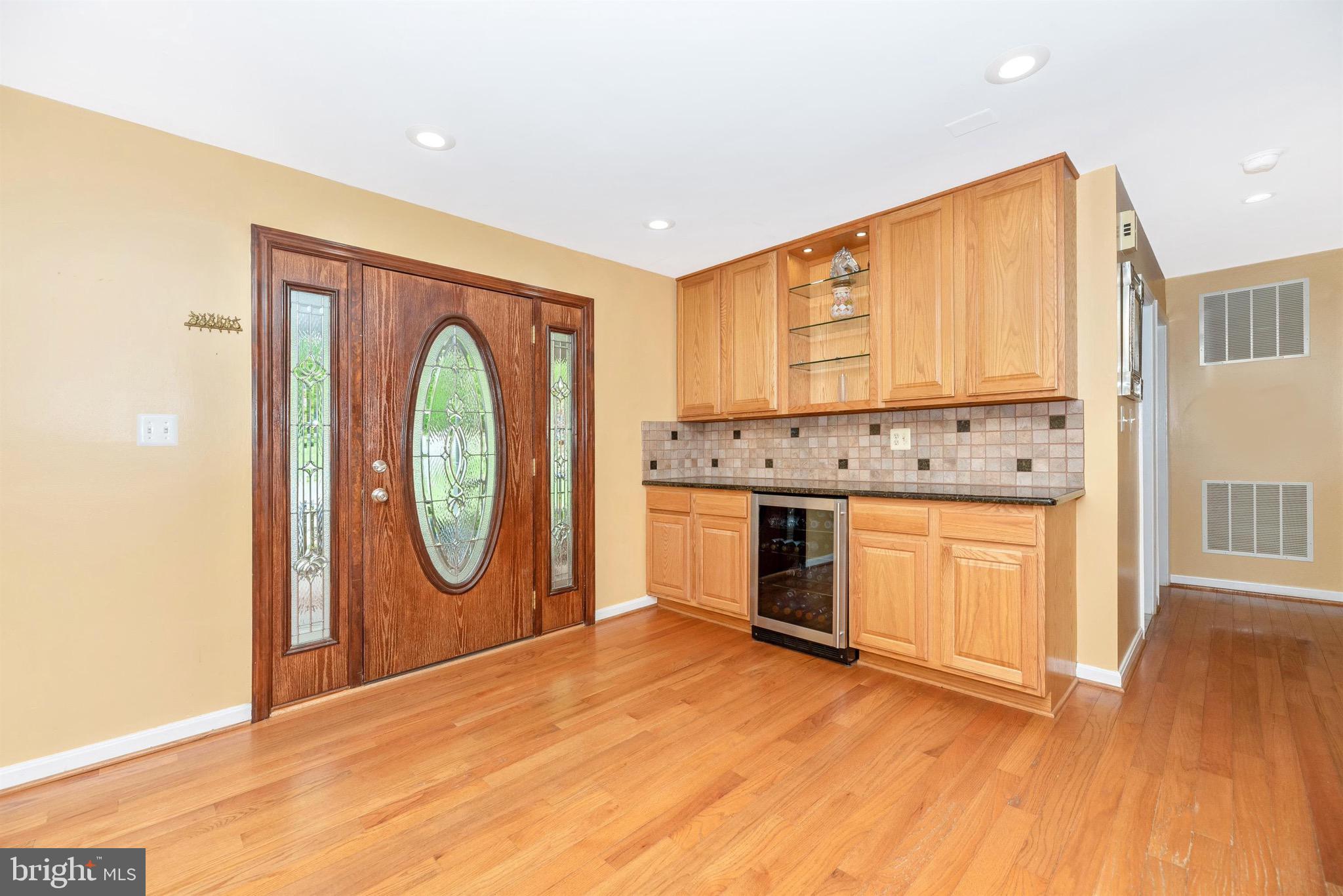 14047 Harrisville Road Mount Airy, MD 21771 - Photo 3 of 71 Gallery Image 3
