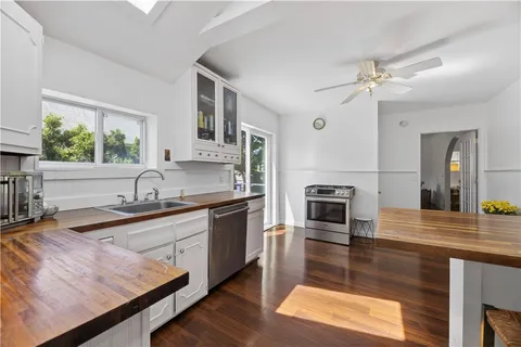 $1,590,000 | 16 Courtway Street, Narragansett, RI 02882