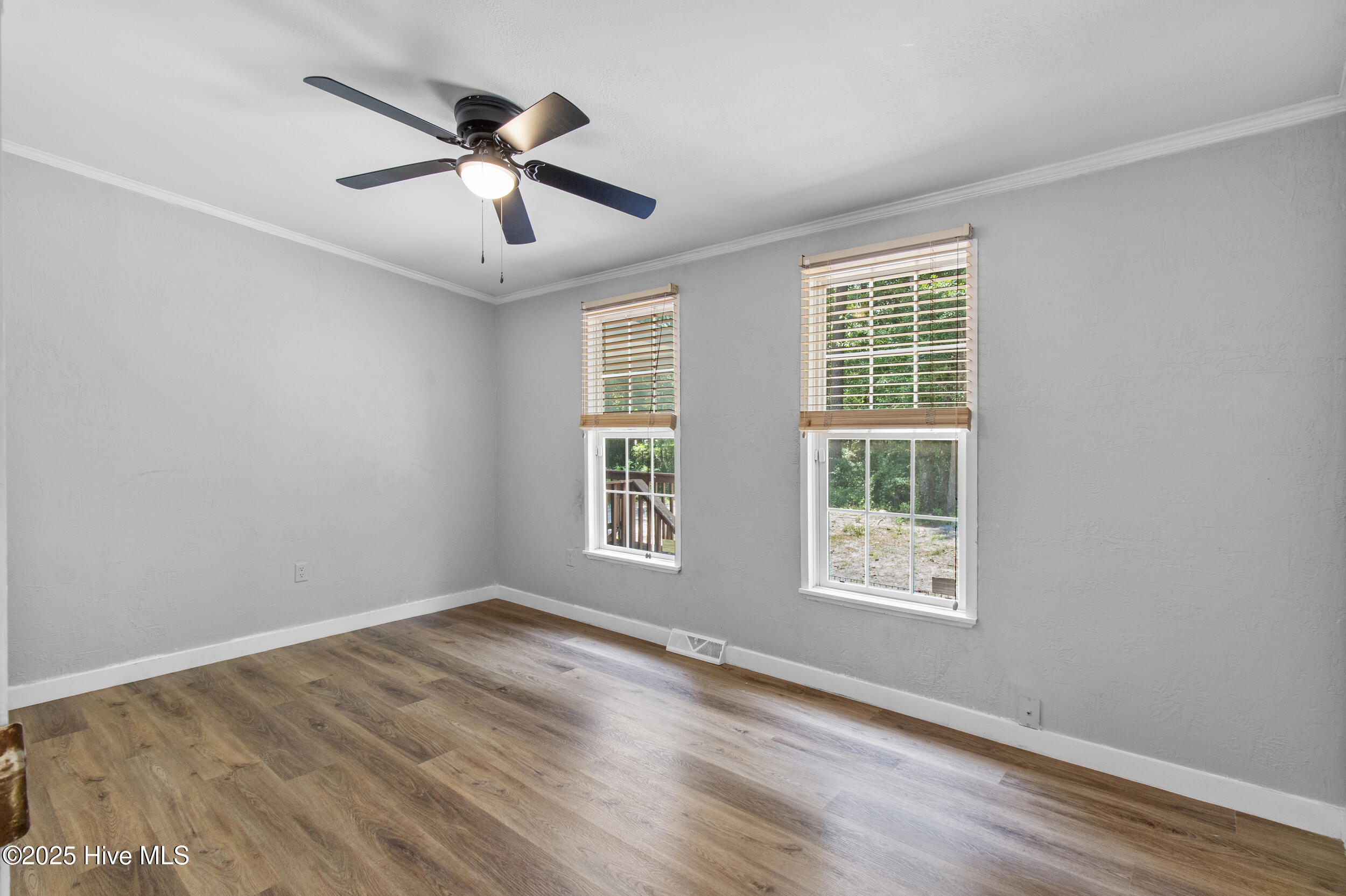 180 Quails Cove Hampstead, NC 28443 - Photo 30 of 62 29_bedroom