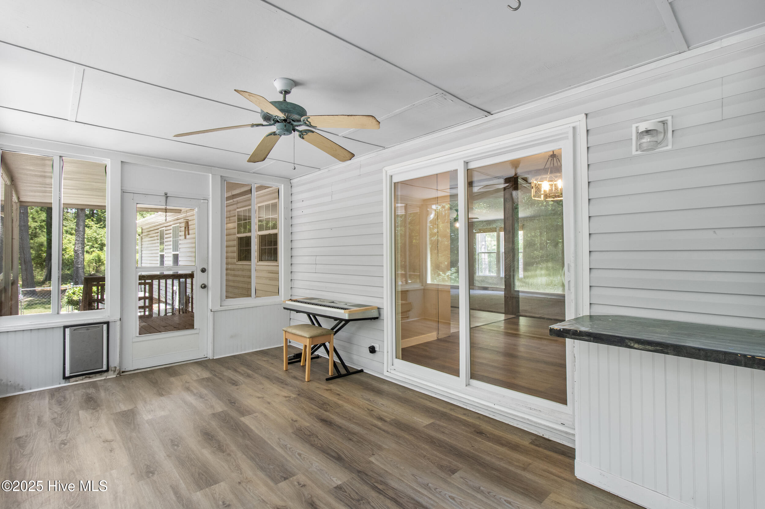 180 Quails Cove Hampstead, NC 28443 - Photo 40 of 62 39_screened porch
