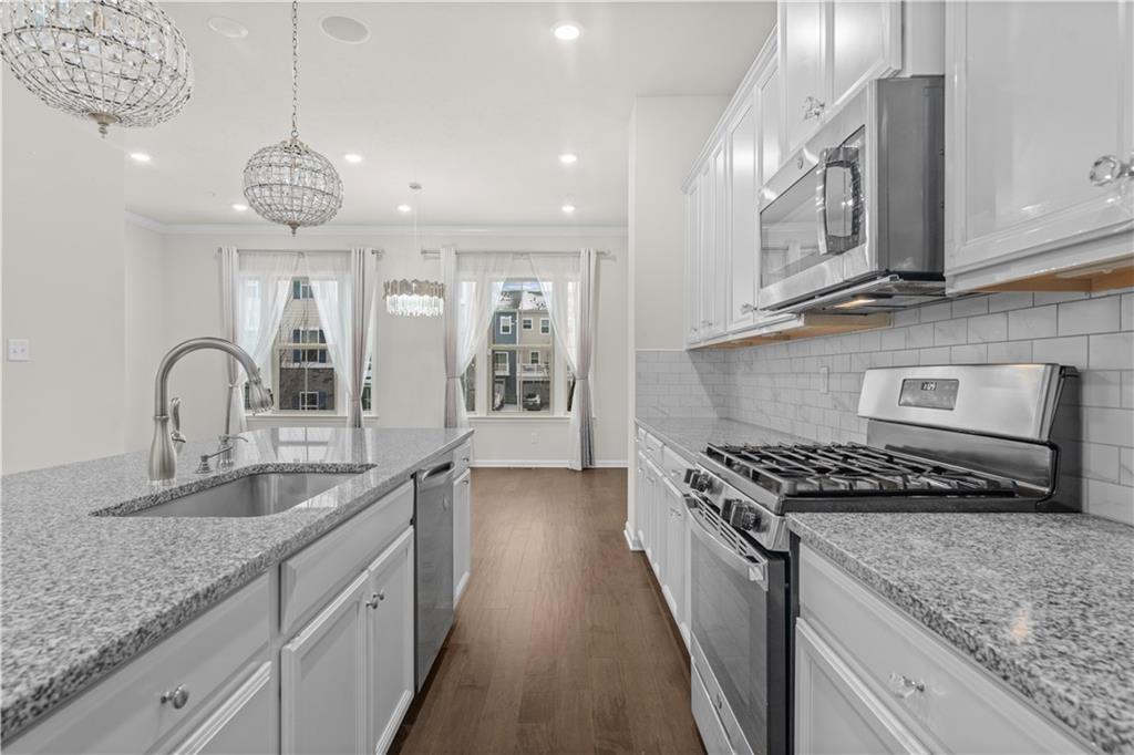 2008 Hemlock Lane Mars, PA 16046 - Photo 6 of 47