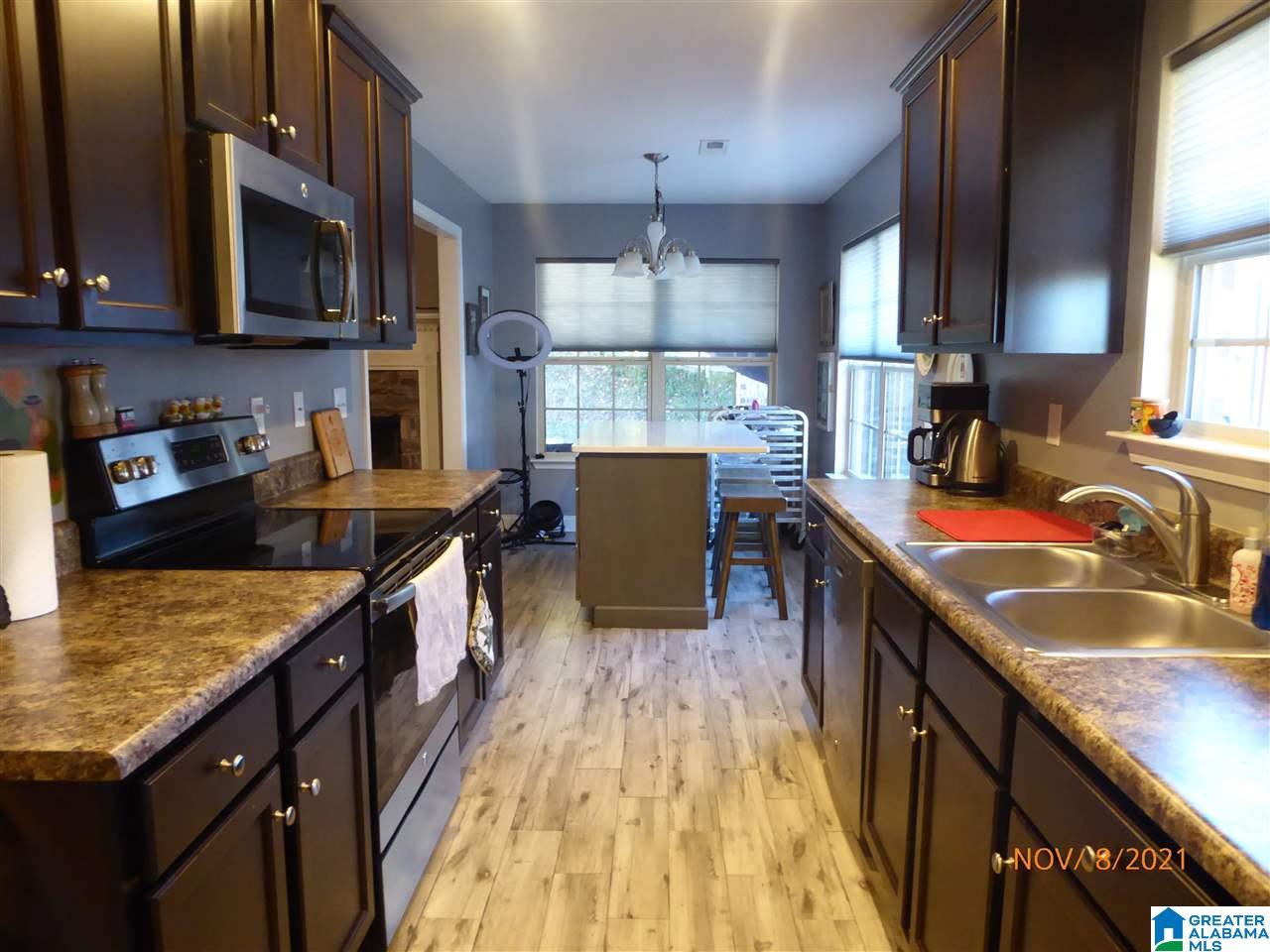 117 Crisfield Circle Alabaster, AL 35007 - Photo 3 of 12